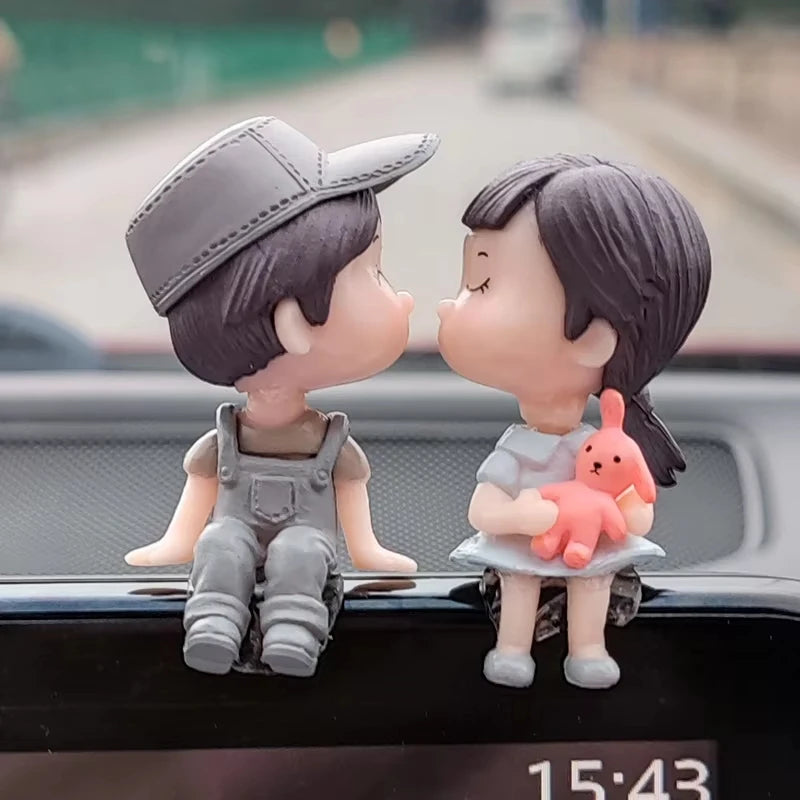 Couple Cute Ornaments for Car, Car Decoration Cute Cartoon Couples Action, Cartoon Car Dashboard Decorations, Cute Lovely Kiss